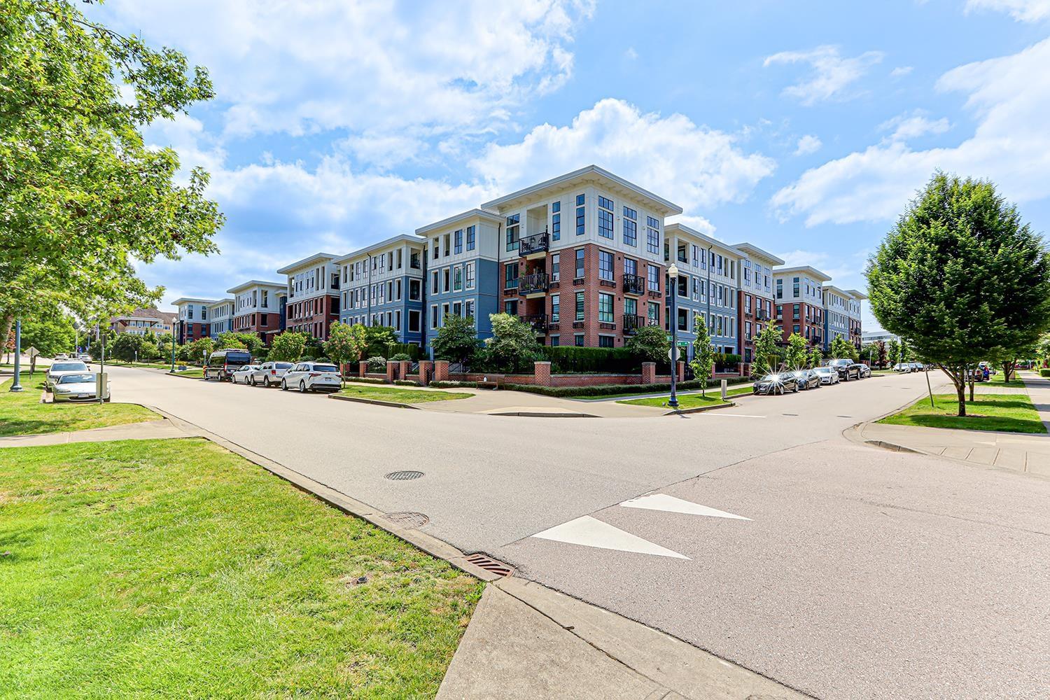 324 15138 34 Avenue, Surrey, British Columbia  V3Z 0Y5 - Photo 2 - R3106227