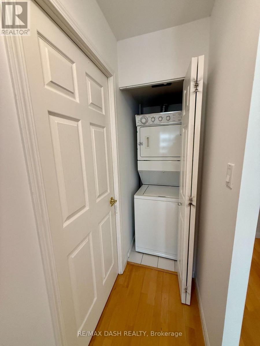 702 - 188 Redpath Avenue, Toronto, Ontario  M4P 3J2 - Photo 15 - C12953378