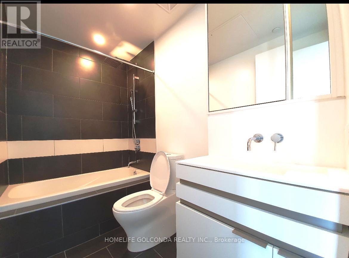 4814 - 197 Yonge Street, Toronto, Ontario  M5B 1M4 - Photo 8 - C12953386