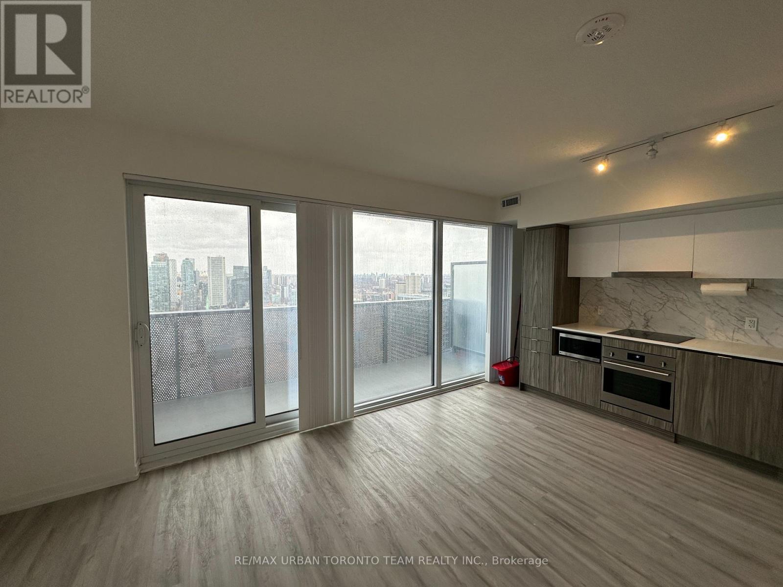 4601 - 55 Cooper Street, Toronto, Ontario  M5E 0G1 - Photo 2 - C12953398