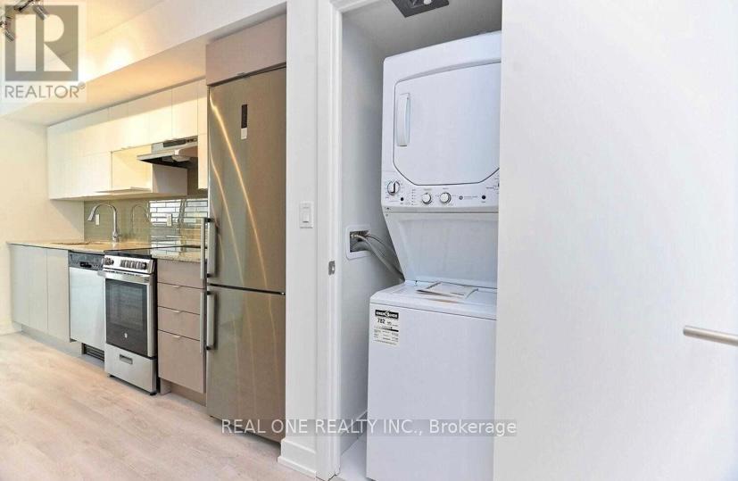 1205 - 120 Varna Drive, Toronto, Ontario  M6A 0B3 - Photo 15 - C12953480