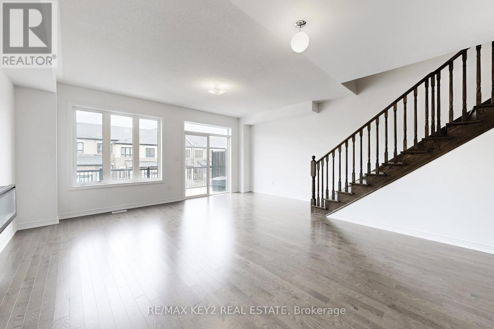 2929 Starlight Drive, Pickering, Ontario  L1X 0S1 - Photo 5 - E12953462