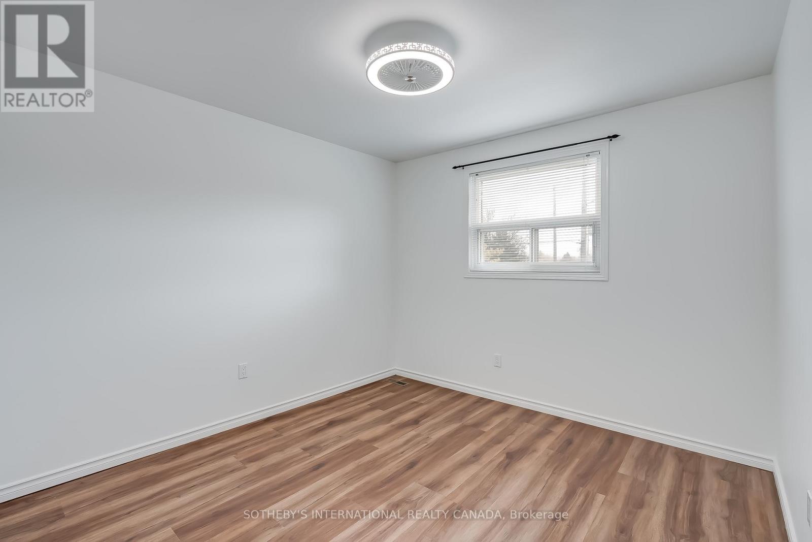 203 - 1055 Shawnmarr Road, Mississauga, Ontario  L5H 3V2 - Photo 16 - W12952696