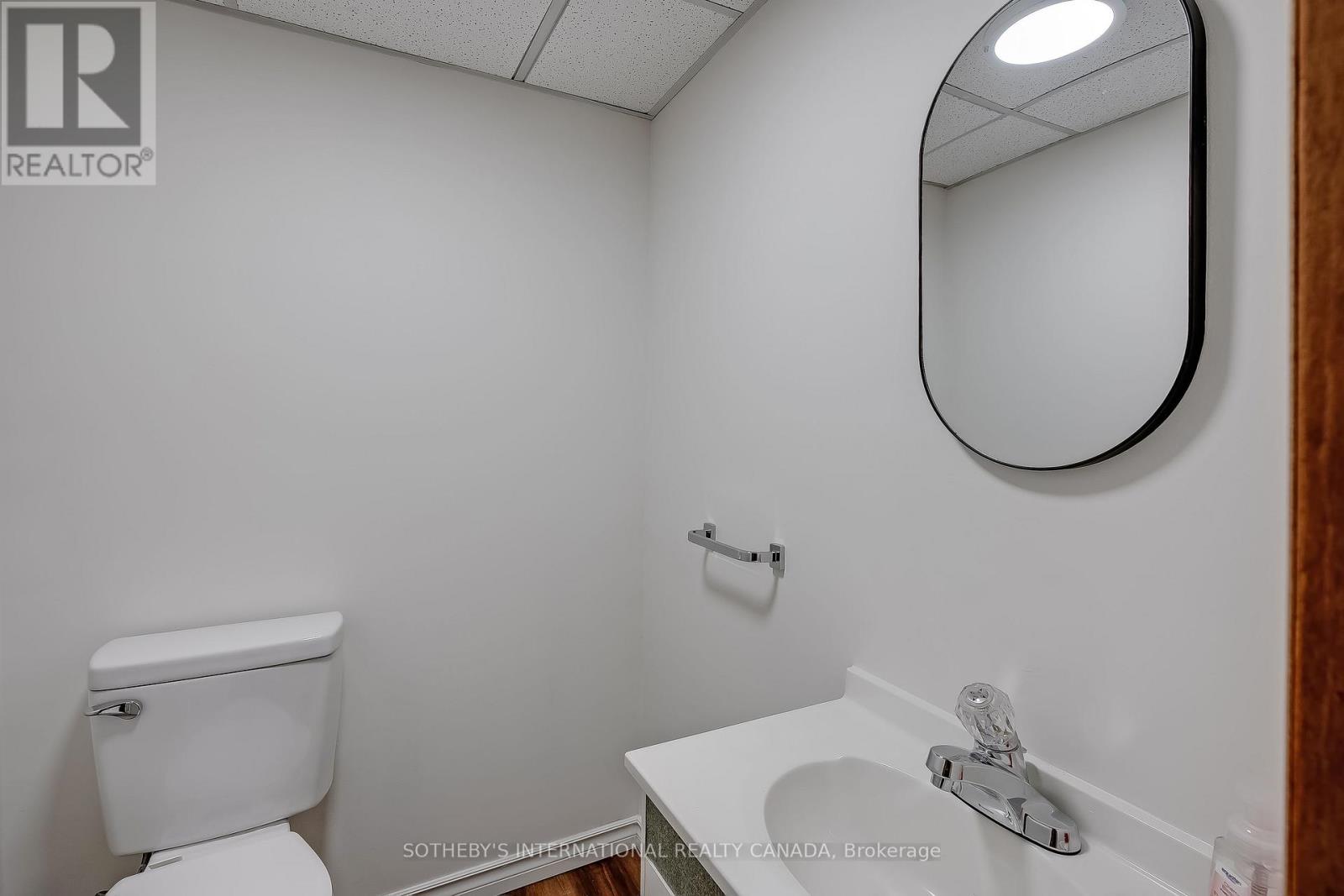 203 - 1055 Shawnmarr Road, Mississauga, Ontario  L5H 3V2 - Photo 23 - W12952696