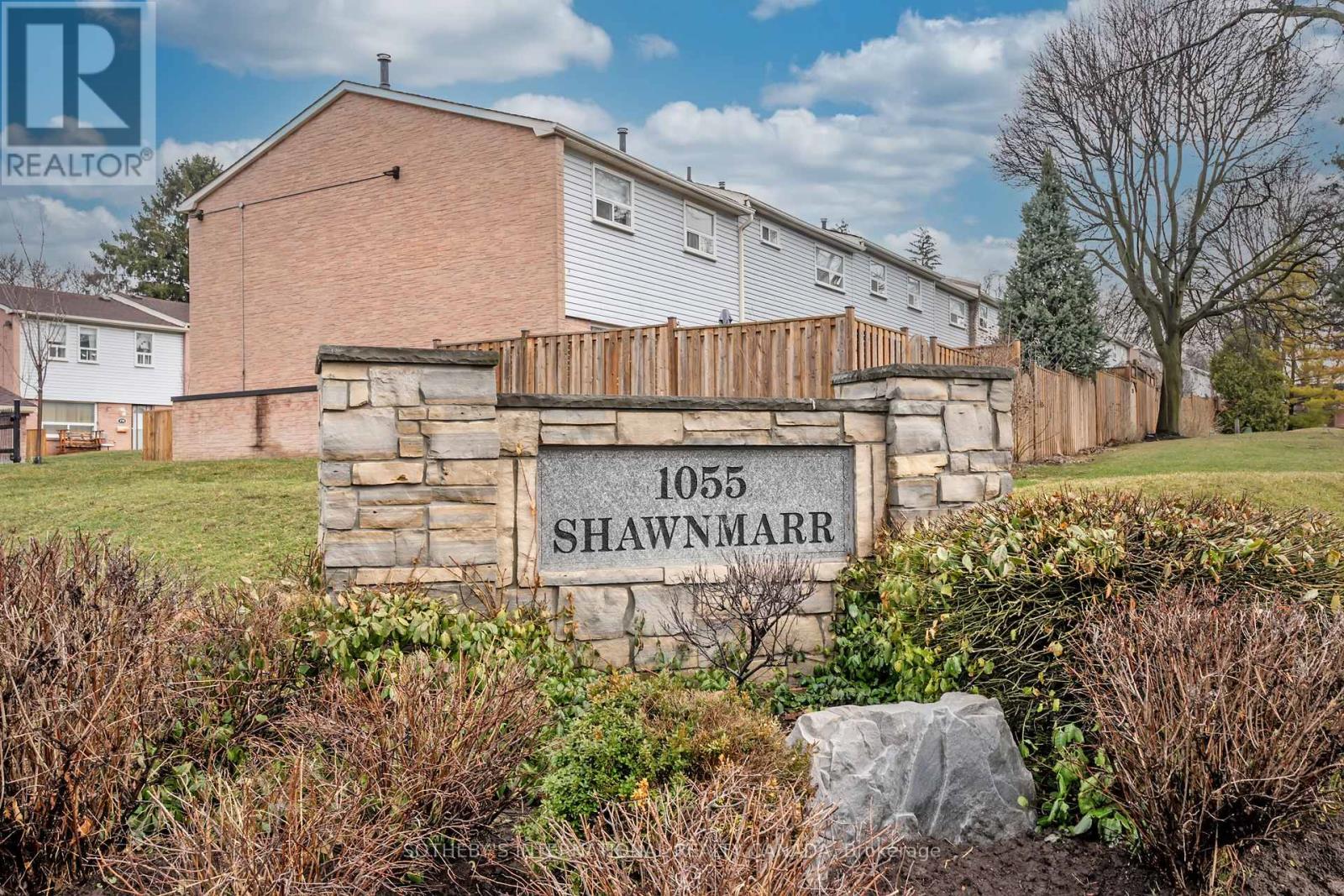 203 - 1055 Shawnmarr Road, Mississauga, Ontario  L5H 3V2 - Photo 27 - W12952696