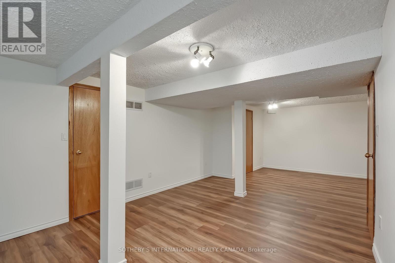 203 - 1055 Shawnmarr Road, Mississauga, Ontario  L5H 3V2 - Photo 20 - W12952696