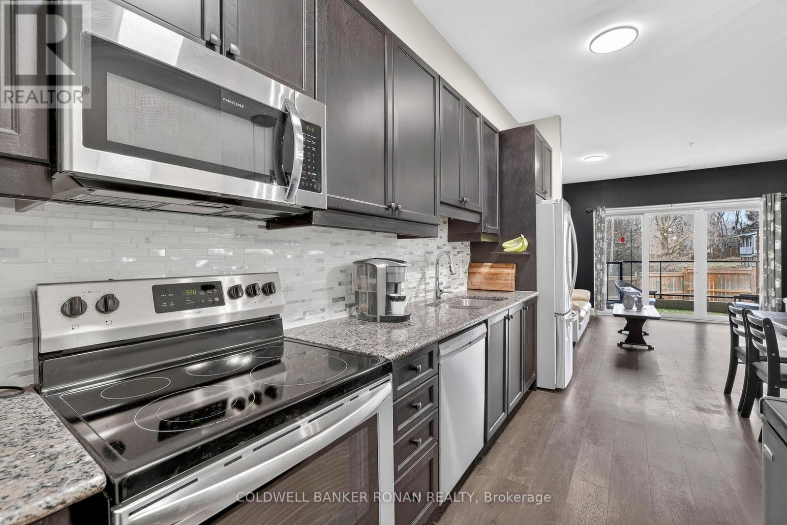 104 - 64 Queen Street S, New Tecumseth (Tottenham), Ontario  L0G 1W0 - Photo 12 - N12953388