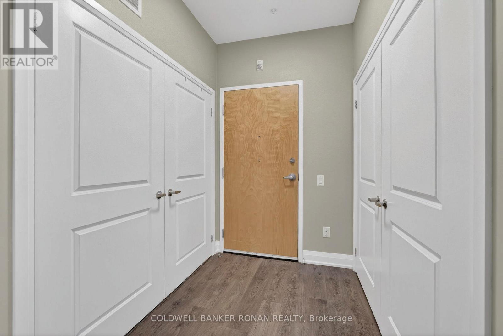 104 - 64 Queen Street S, New Tecumseth (Tottenham), Ontario  L0G 1W0 - Photo 5 - N12953388