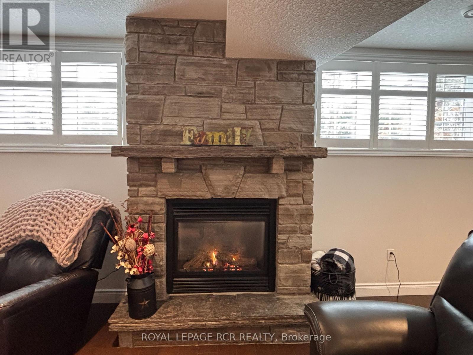 10 Fisher Drive, Adjala-Tosorontio, Ontario  L0M 1J0 - Photo 12 - N12953396