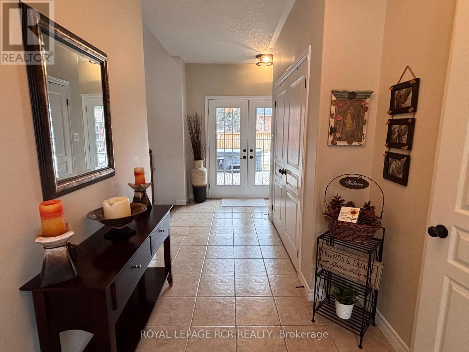 10 Fisher Drive, Adjala-Tosorontio, Ontario  L0M 1J0 - Photo 9 - N12953396