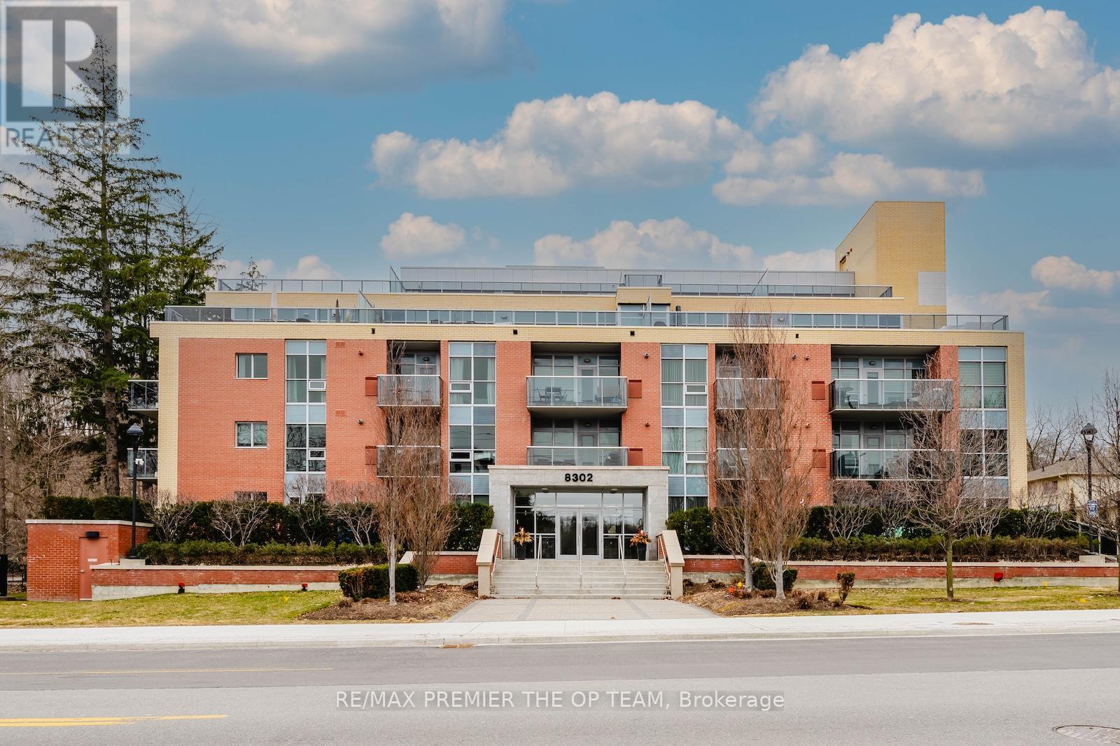 102 - 8302 ISLINGTON AVENUE, Vaughan, Ontario