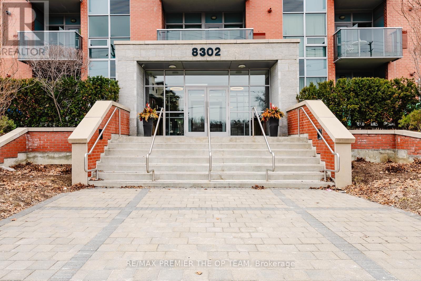 102 - 8302 Islington Avenue, Vaughan, Ontario  L4L 0E6 - Photo 3 - N12953434