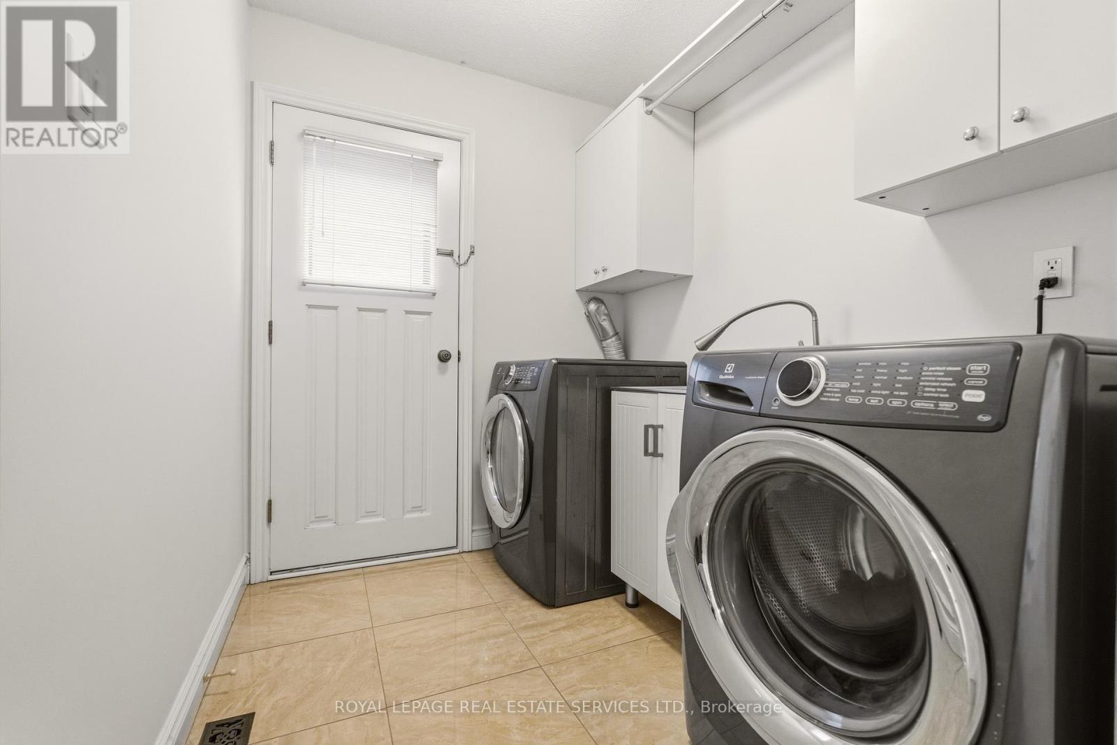 89 Timberline Trail, Aurora, Ontario  L4G 6A1 - Photo 23 - N12953460