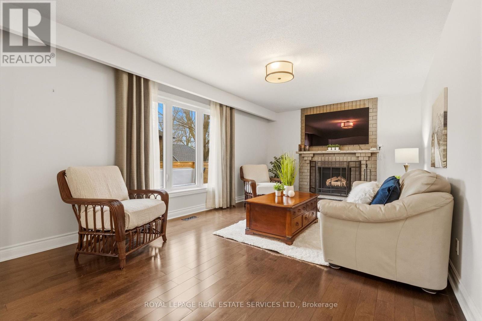 89 Timberline Trail, Aurora, Ontario  L4G 6A1 - Photo 7 - N12953460