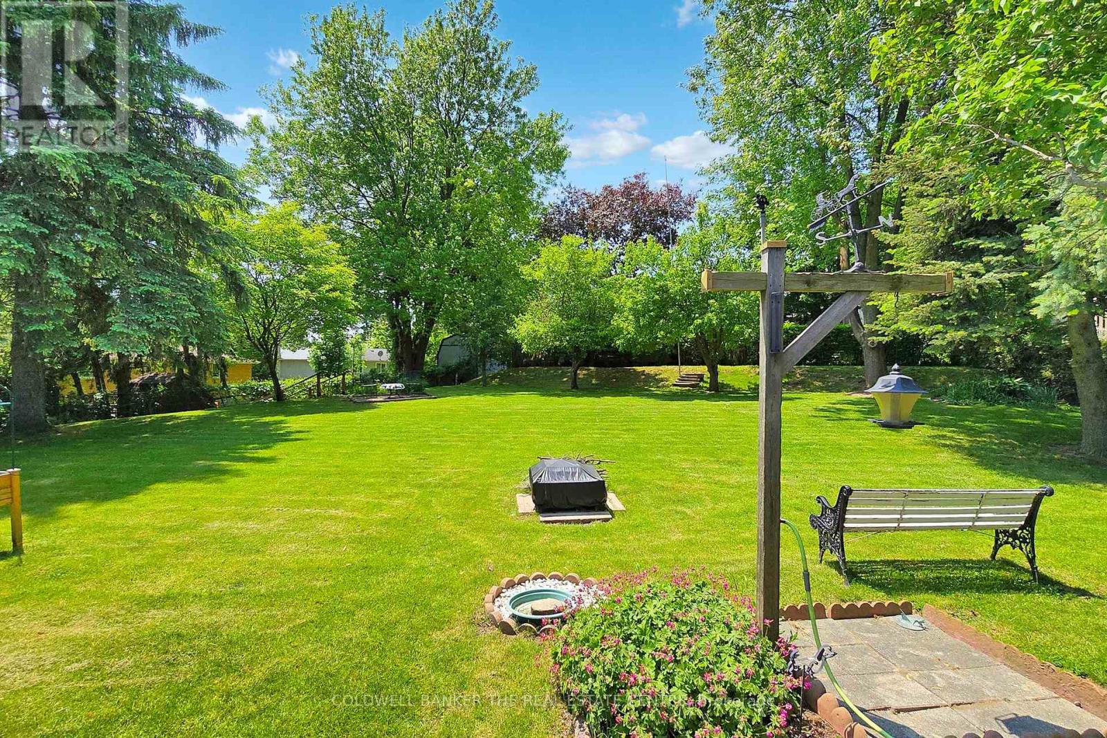 122 Valleyview Crescent W, Bradford West Gwillimbury, Ontario  L3Z 1S7 - Photo 19 - N12953488