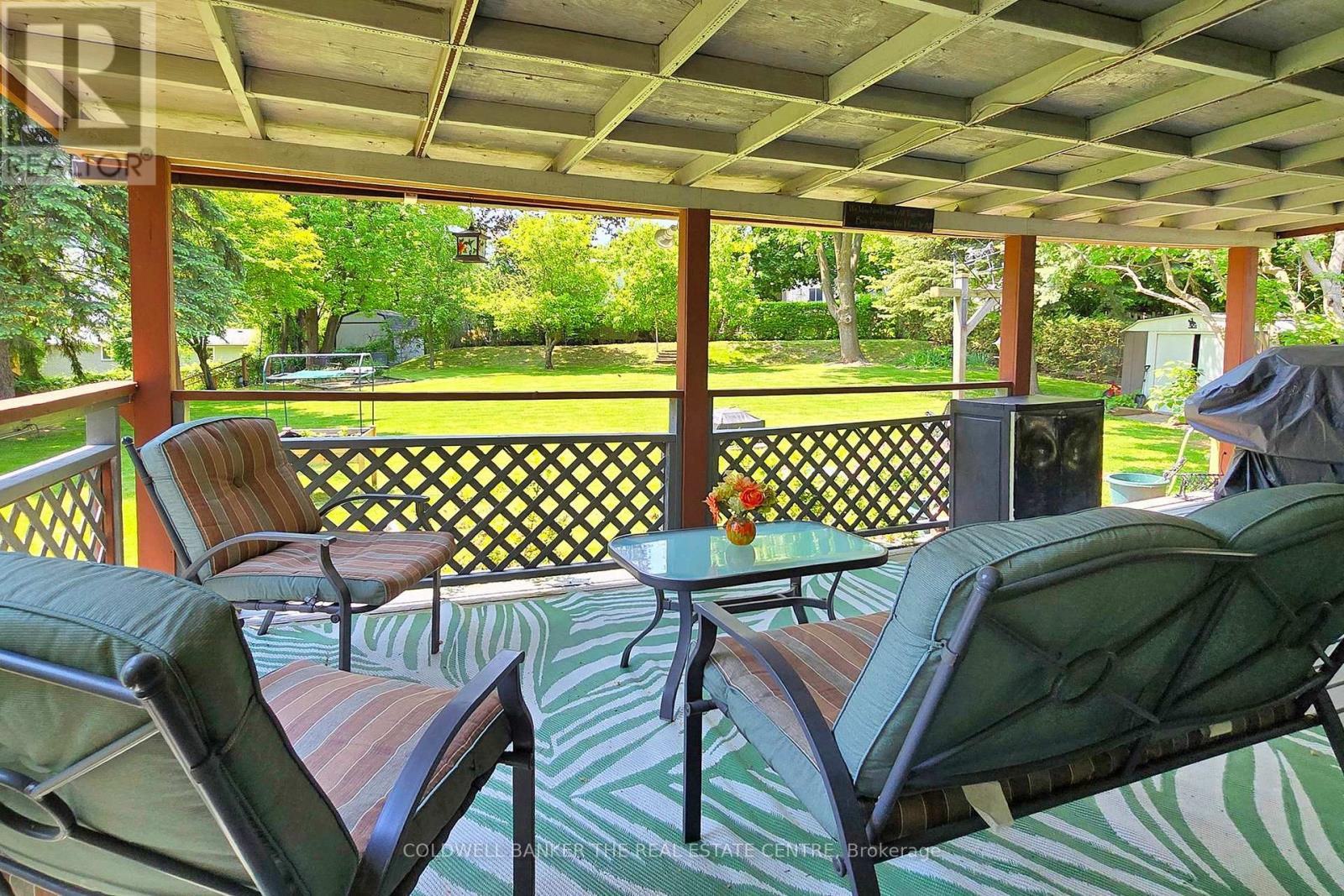 122 Valleyview Crescent W, Bradford West Gwillimbury, Ontario  L3Z 1S7 - Photo 24 - N12953488