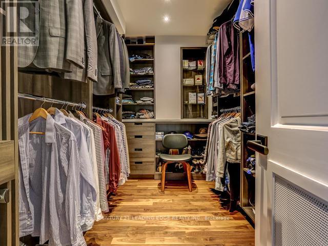 2065 Dundas Street W, Toronto, Ontario  M6R 1W8 - Photo 27 - W12953376