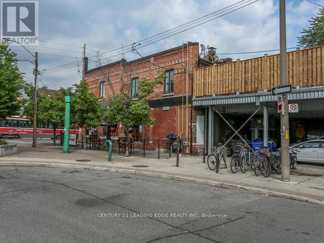 2065 Dundas Street W, Toronto, Ontario  M6R 1W8 - Photo 36 - W12953376