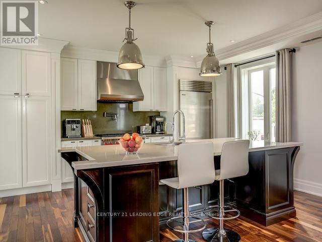 2065 Dundas Street W, Toronto, Ontario  M6R 1W8 - Photo 4 - W12953376