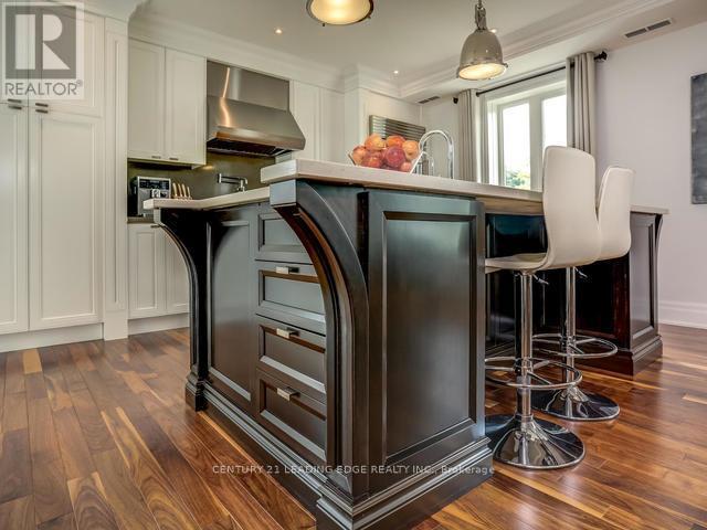 2065 Dundas Street W, Toronto, Ontario  M6R 1W8 - Photo 9 - W12953376