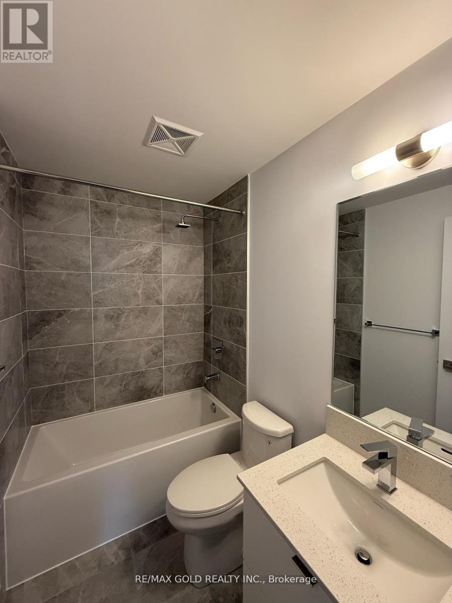 3903 - 30 Elm Drive W, Mississauga, Ontario  L5B 0N6 - Photo 15 - W12953382