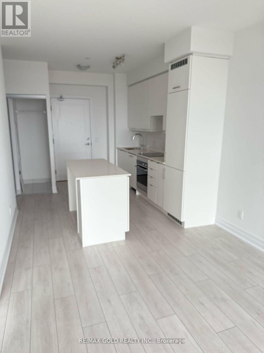 3903 - 30 Elm Drive W, Mississauga, Ontario  L5B 0N6 - Photo 8 - W12953382