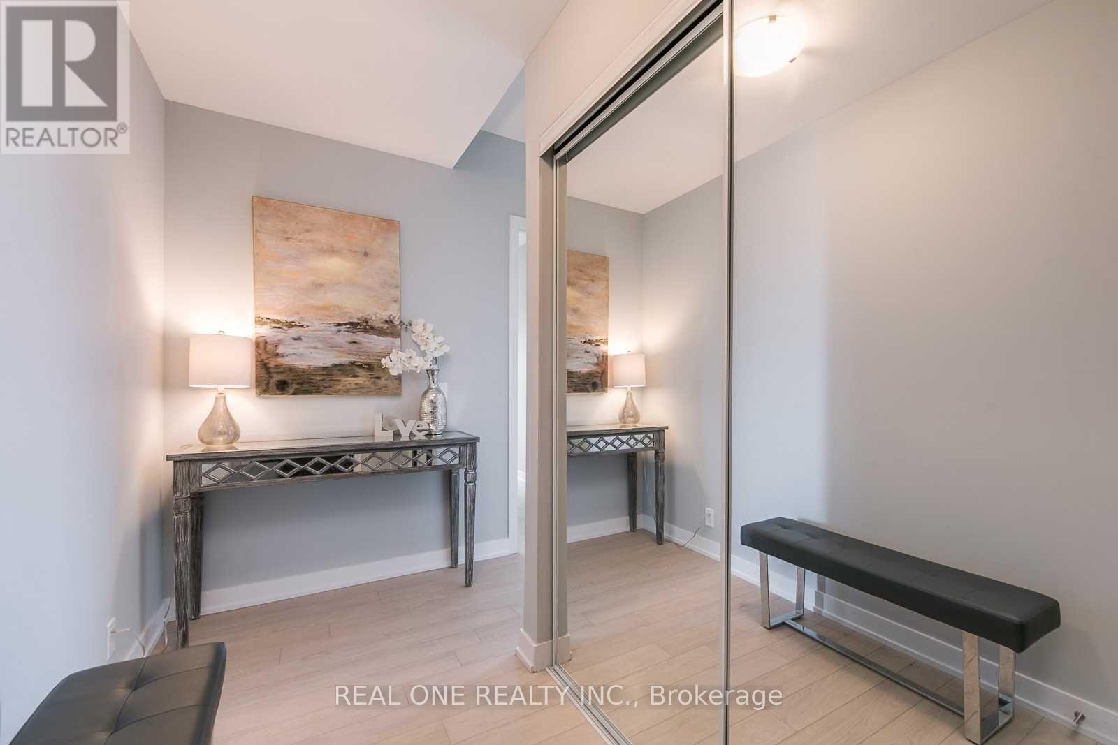 1401 - 10 Park Lawn Road, Toronto, Ontario  M8Y 3K4 - Photo 15 - W12953384