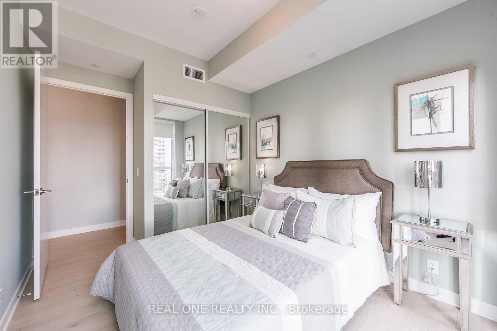 1401 - 10 Park Lawn Road, Toronto, Ontario  M8Y 3K4 - Photo 23 - W12953384