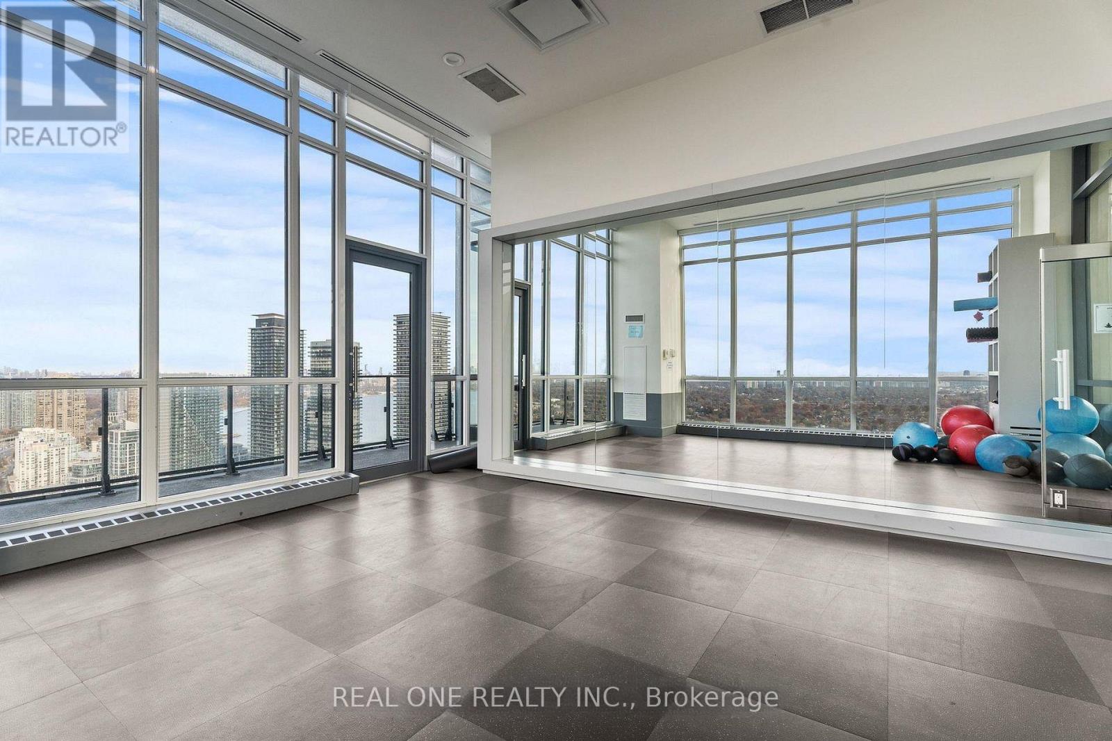 1401 - 10 Park Lawn Road, Toronto, Ontario  M8Y 3K4 - Photo 29 - W12953384