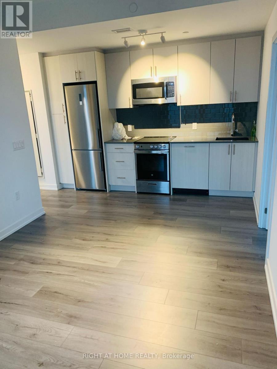 902 - 1195 The Queensway, Toronto, Ontario  M8Z 0H1 - Photo 4 - W12953436