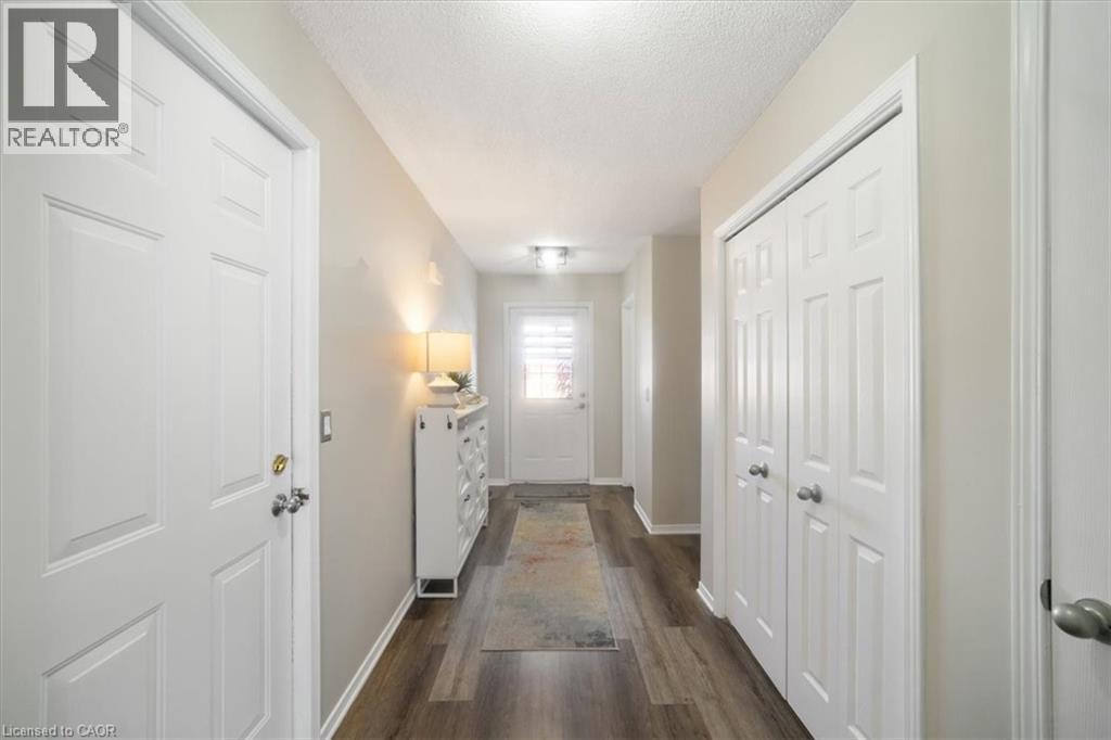 25 Meadowvale Drive Unit# 3, Fonthill, Ontario  L0S 1E4 - Photo 4 - 40801274