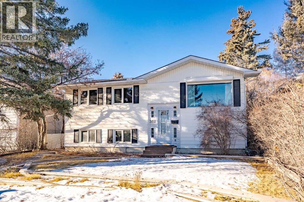 3152 Blakiston Drive NW, Calgary, Alberta