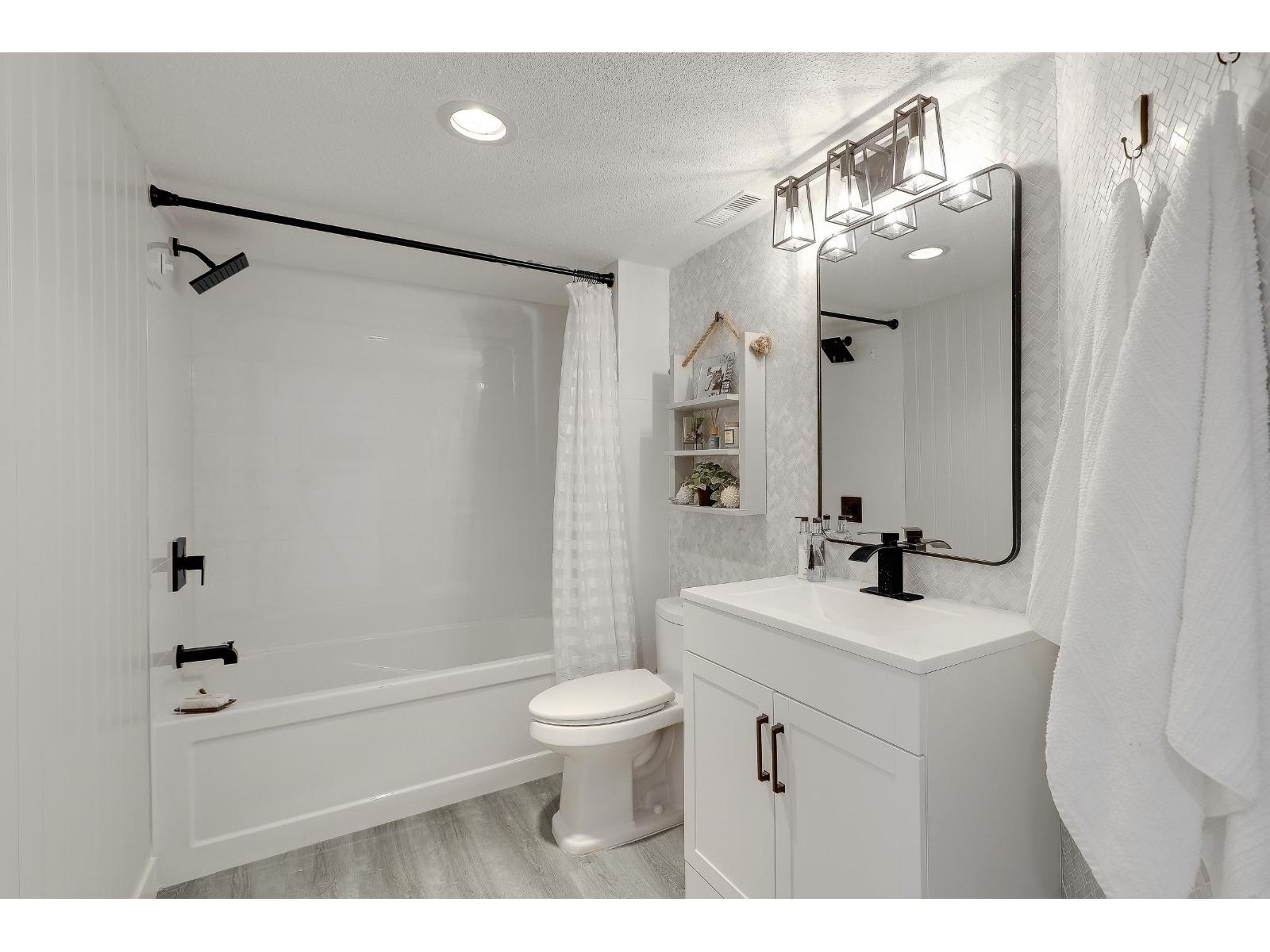 114 13965 16 Avenue, Surrey, British Columbia  V4A 1P8 - Photo 24 - R3087636