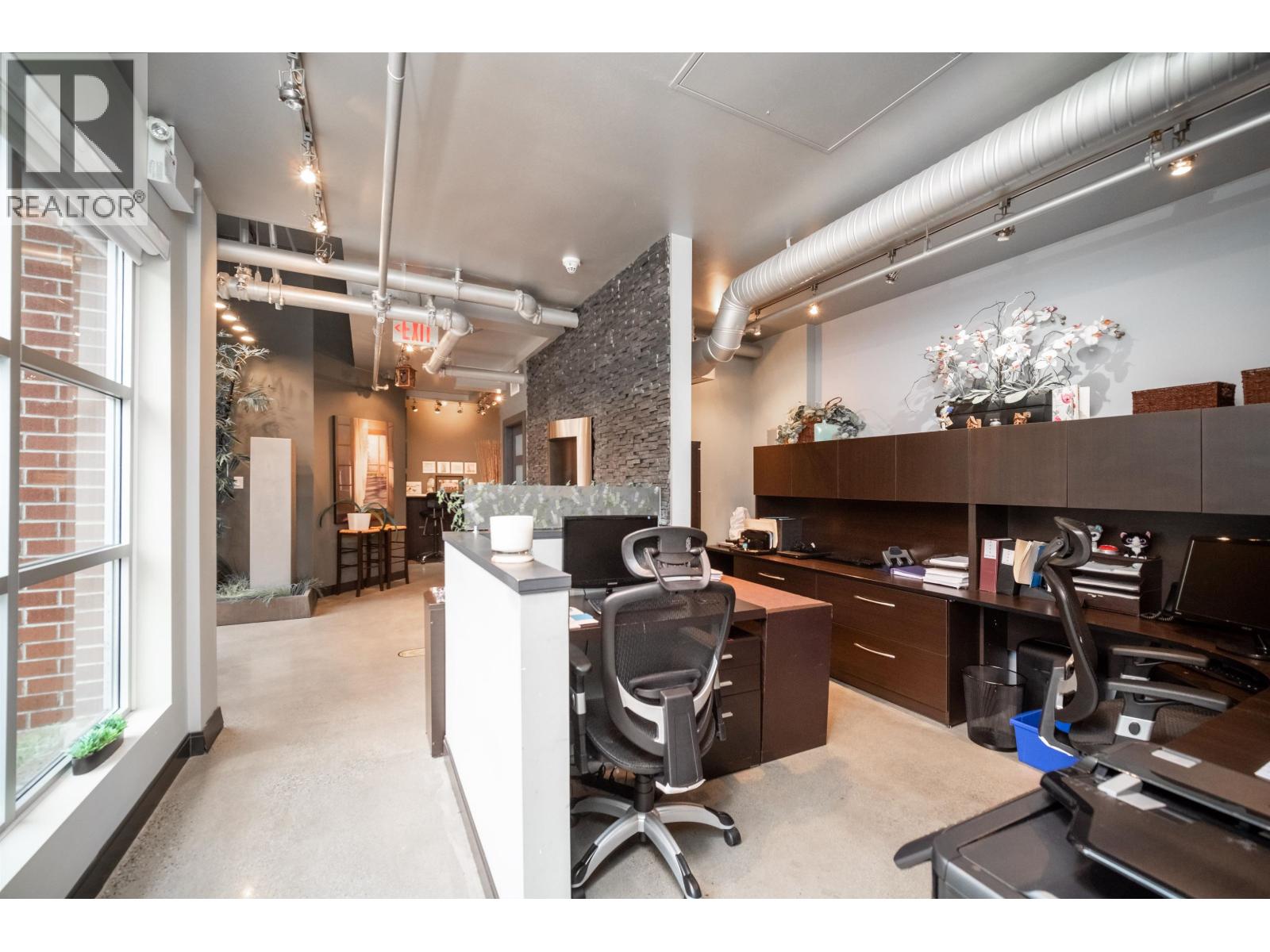 3266 St Johns Street, Port Moody, British Columbia  V3H 0B9 - Photo 2 - C8077557