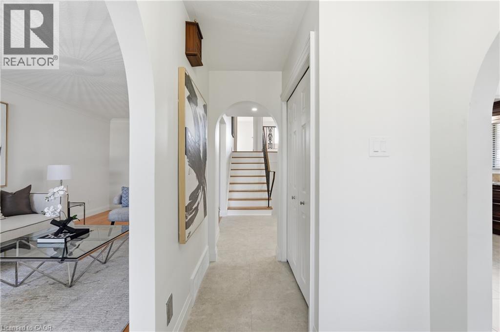 288 Eastdale Boulevard, Stoney Creek, Ontario  L8E 3P4 - Photo 4 - 40816764