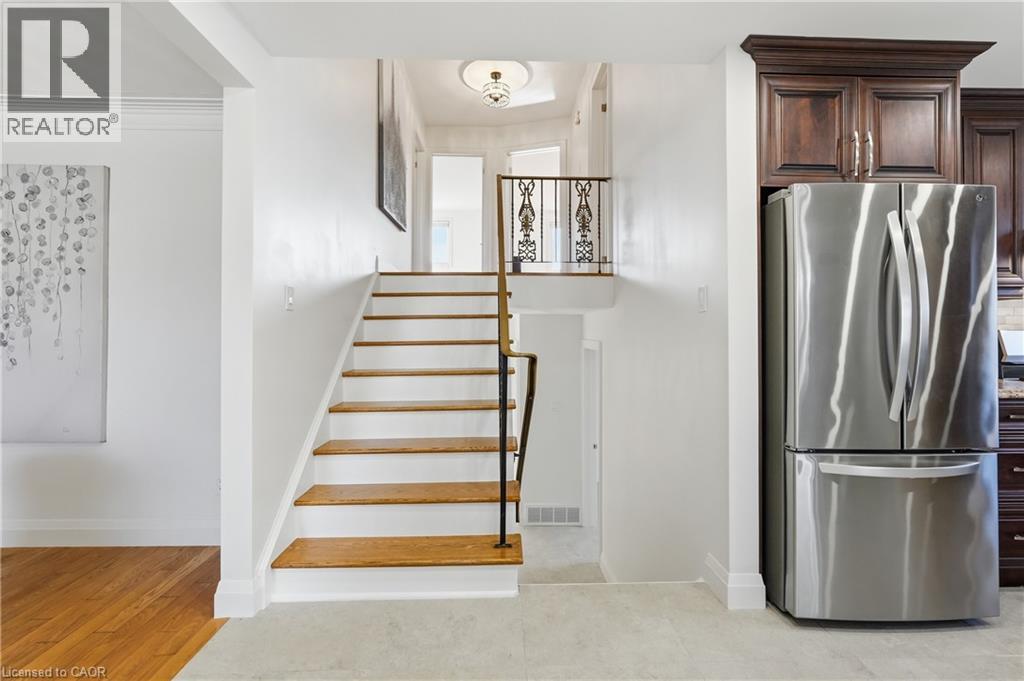 288 Eastdale Boulevard, Stoney Creek, Ontario  L8E 3P4 - Photo 12 - 40816764