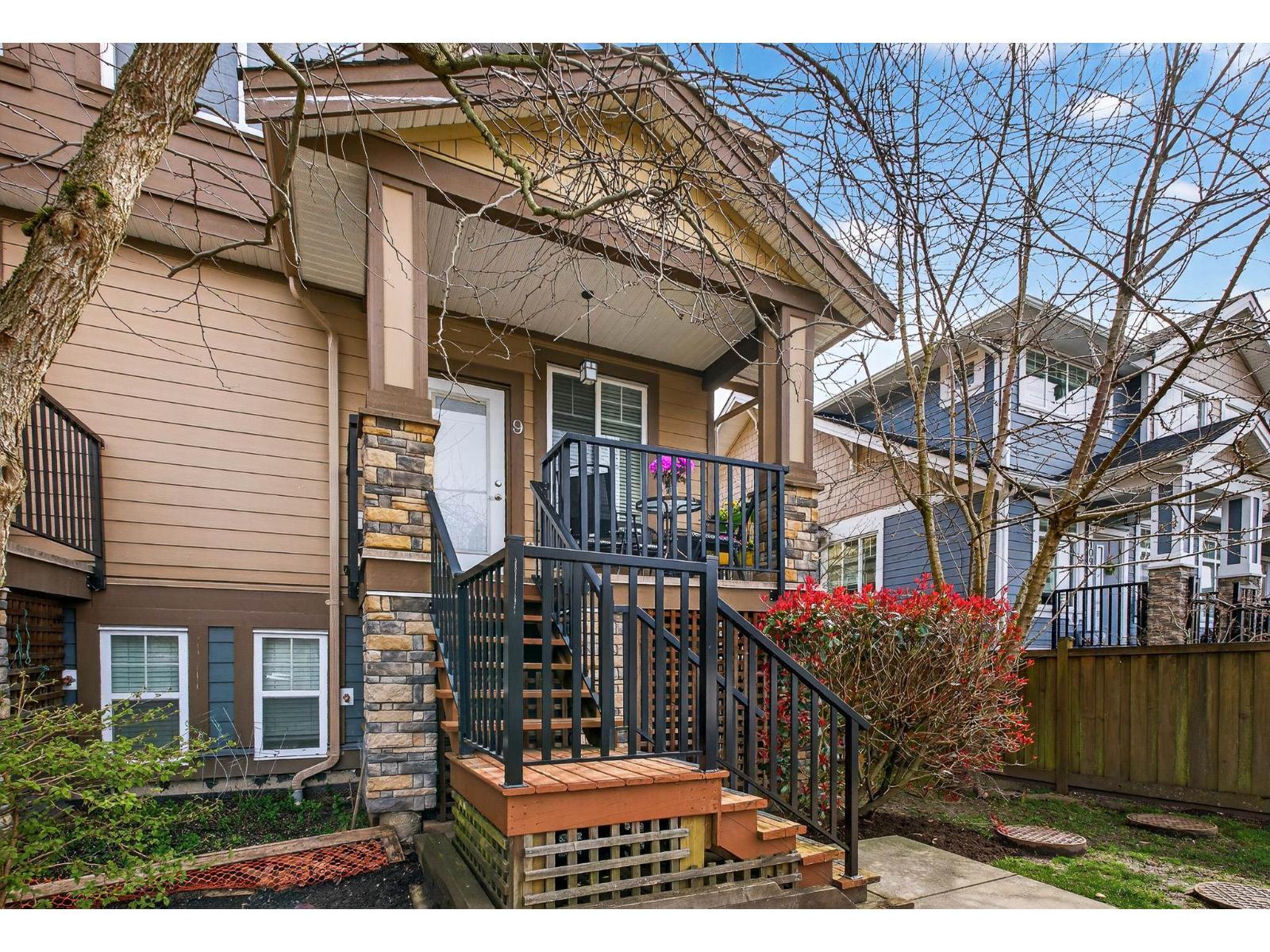 9 18818 71 Avenue, Surrey, British Columbia  V4N 6N9 - Photo 3 - R3104644