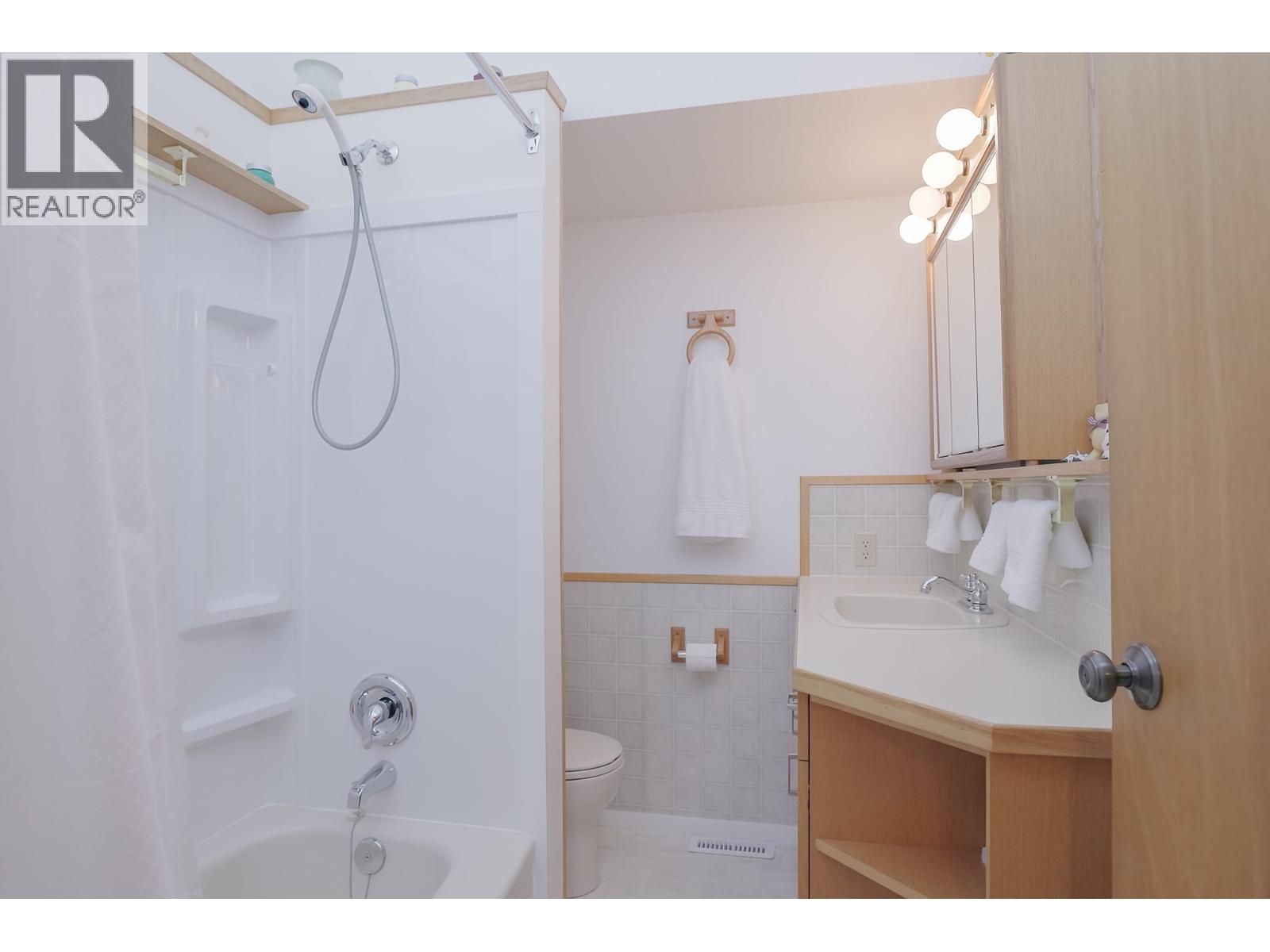 26307 Grant Avenue, Maple Ridge, British Columbia  V2W 1H2 - Photo 18 - R3106232