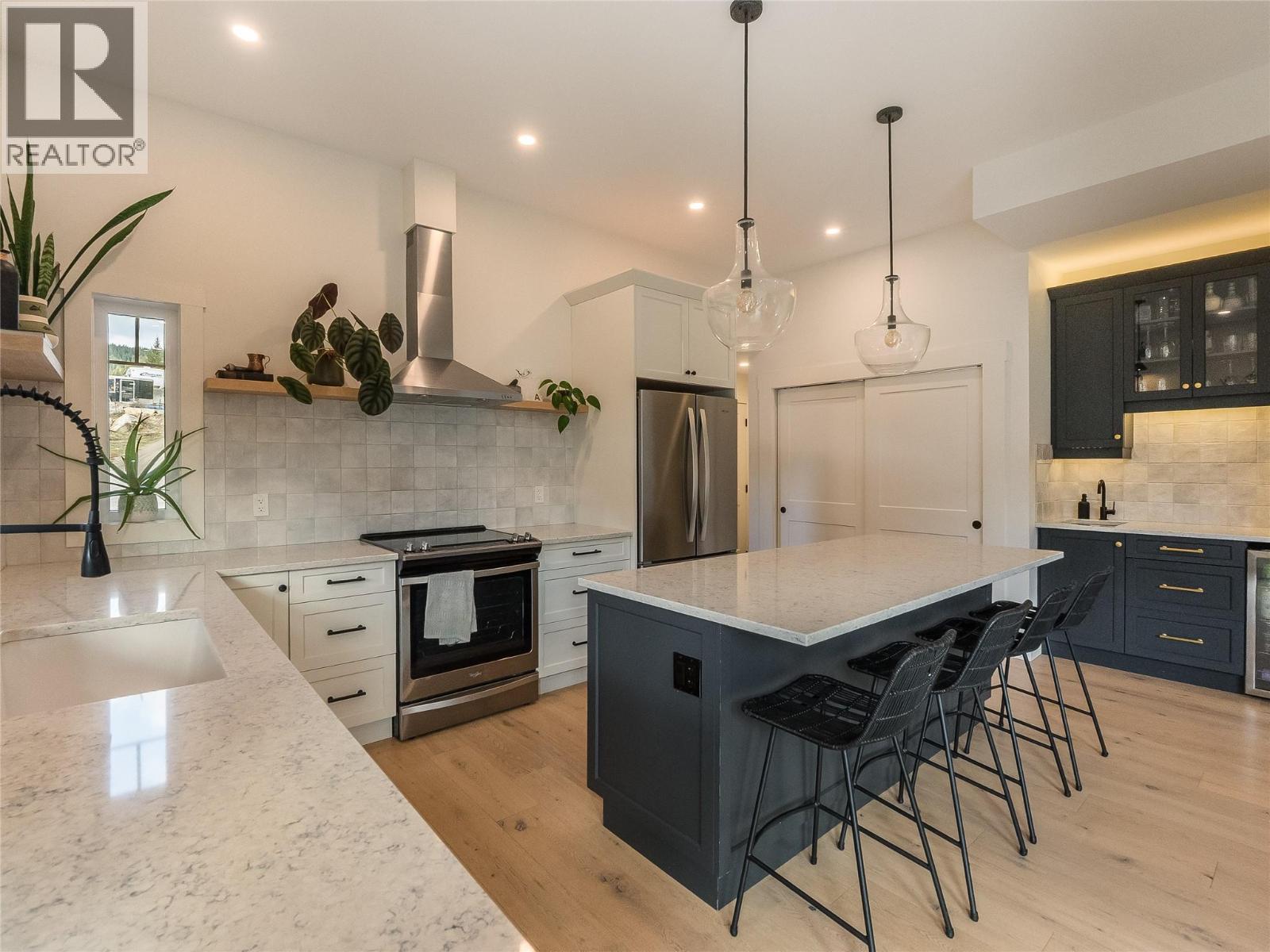 5758 Rocky Road, Nelson, British Columbia V1L 6Y4 - Photo 25 - 10380931