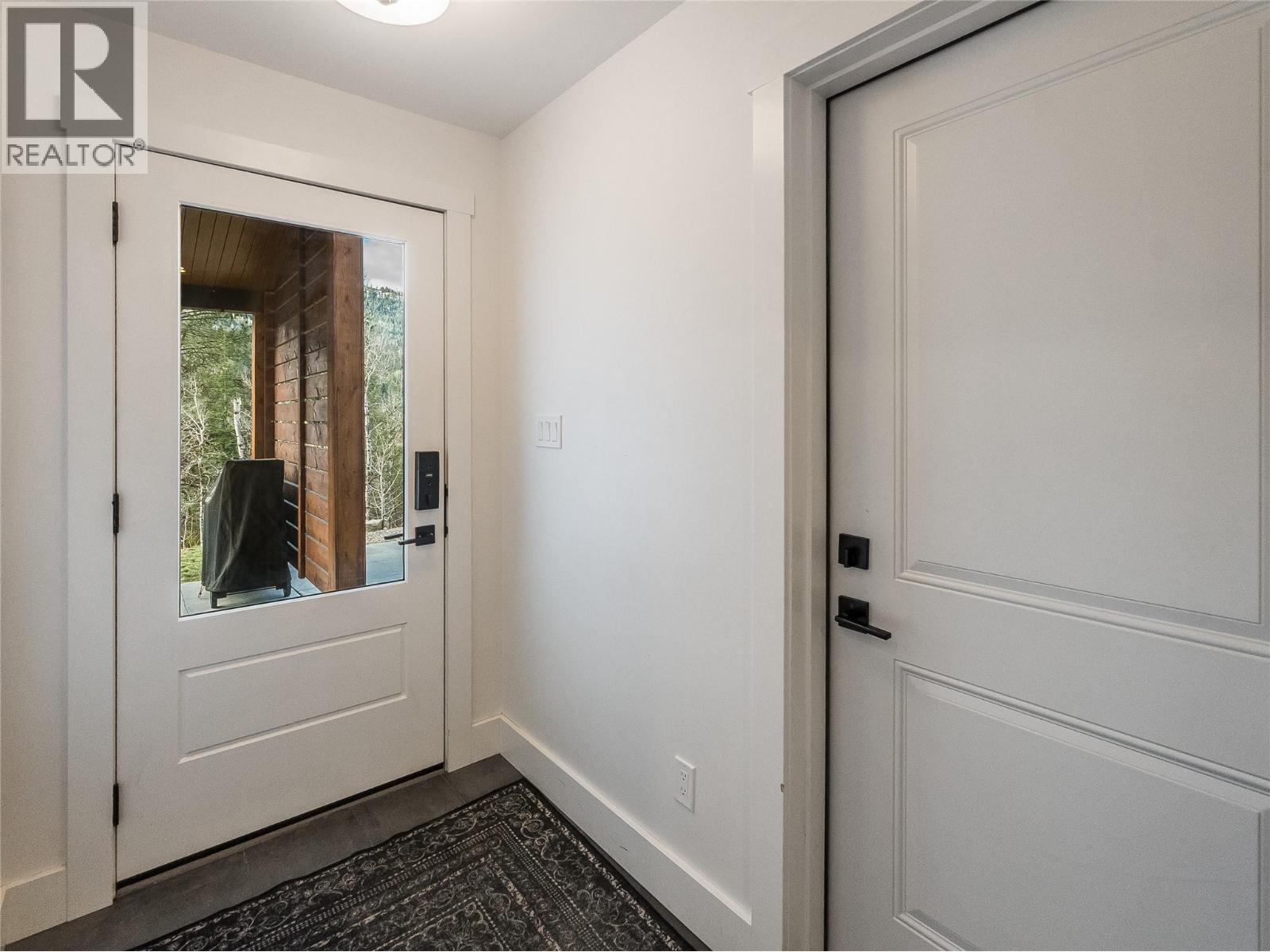 5758 Rocky Road, Nelson, British Columbia V1L 6Y4 - Photo 19 - 10380931