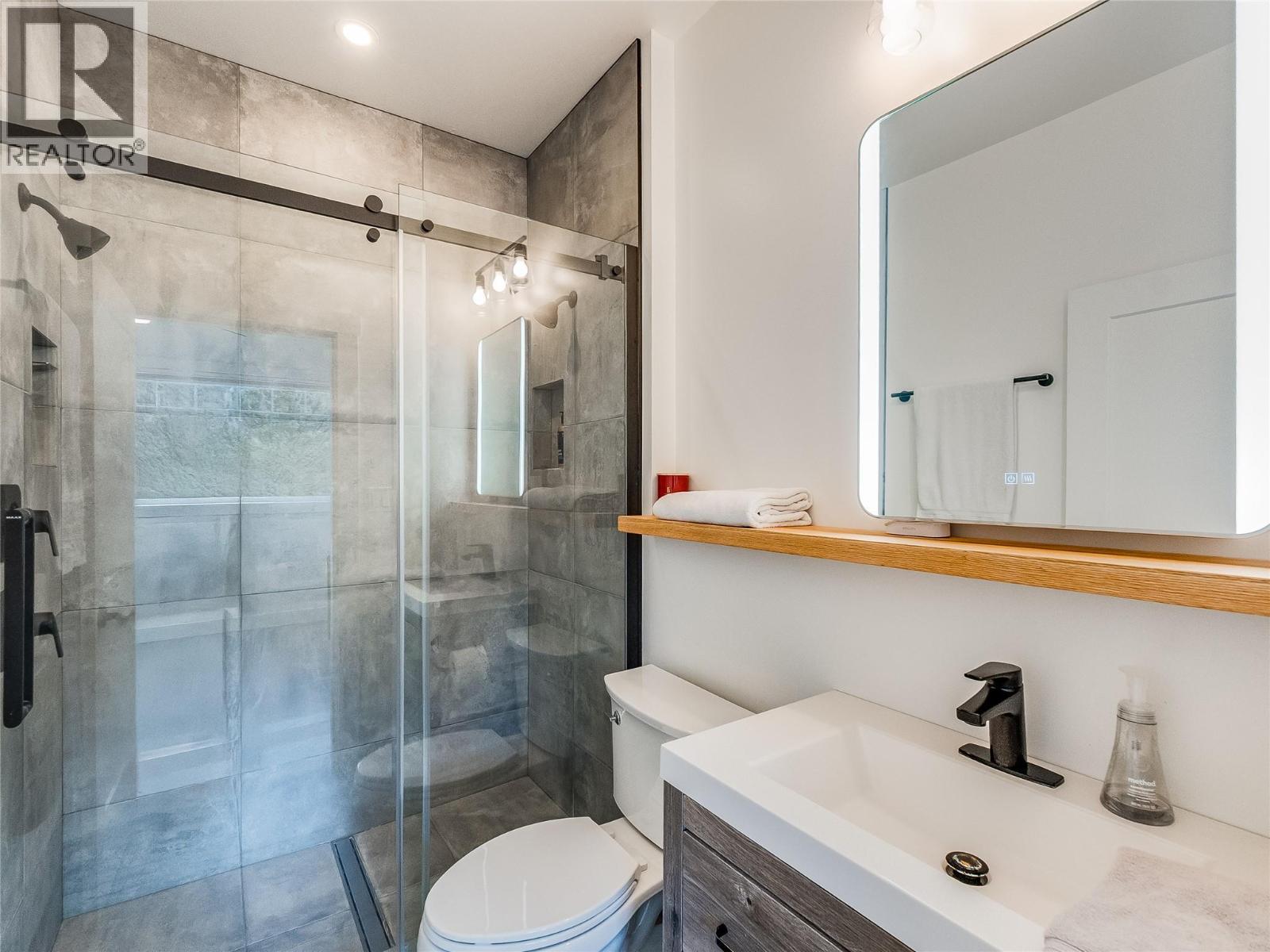 5758 Rocky Road, Nelson, British Columbia V1L 6Y4 - Photo 47 - 10380931