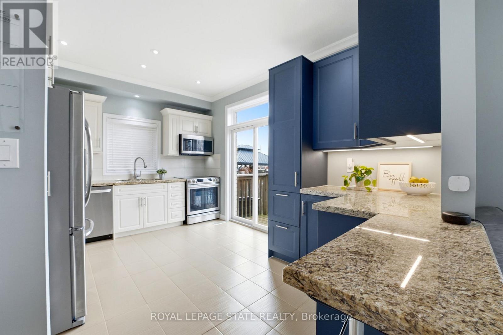 23 Garinger Crescent, Hamilton, Ontario  L0R 1C0 - Photo 6 - X12953380