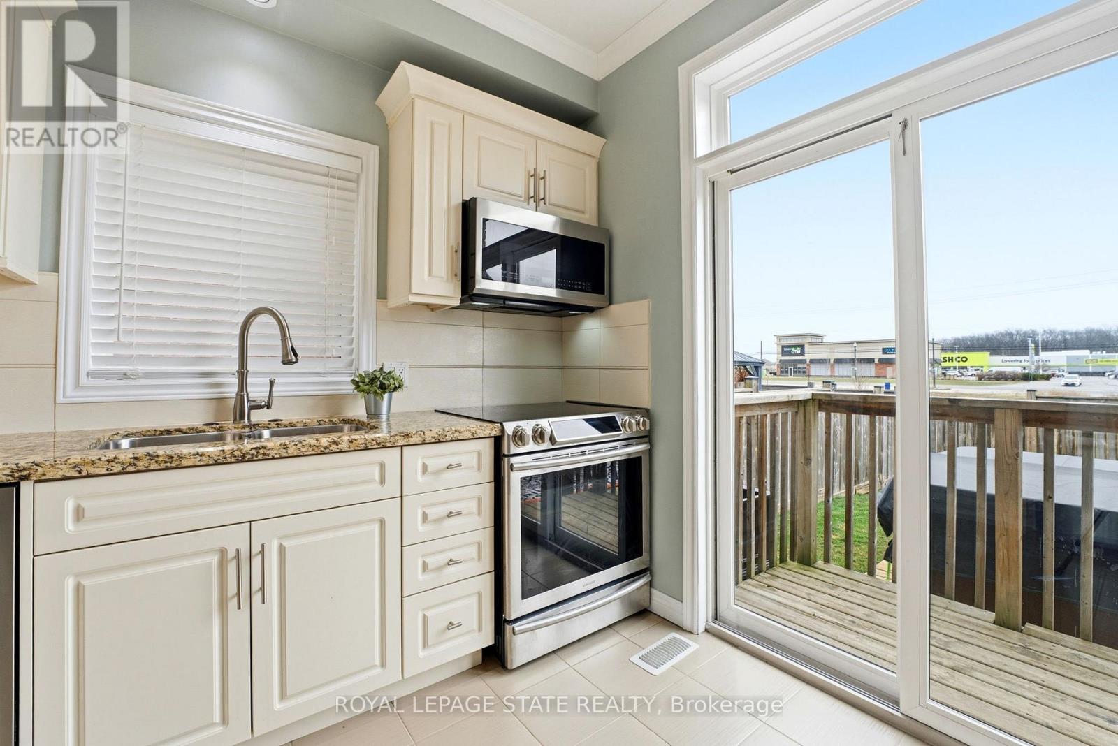 23 Garinger Crescent, Hamilton, Ontario  L0R 1C0 - Photo 9 - X12953380