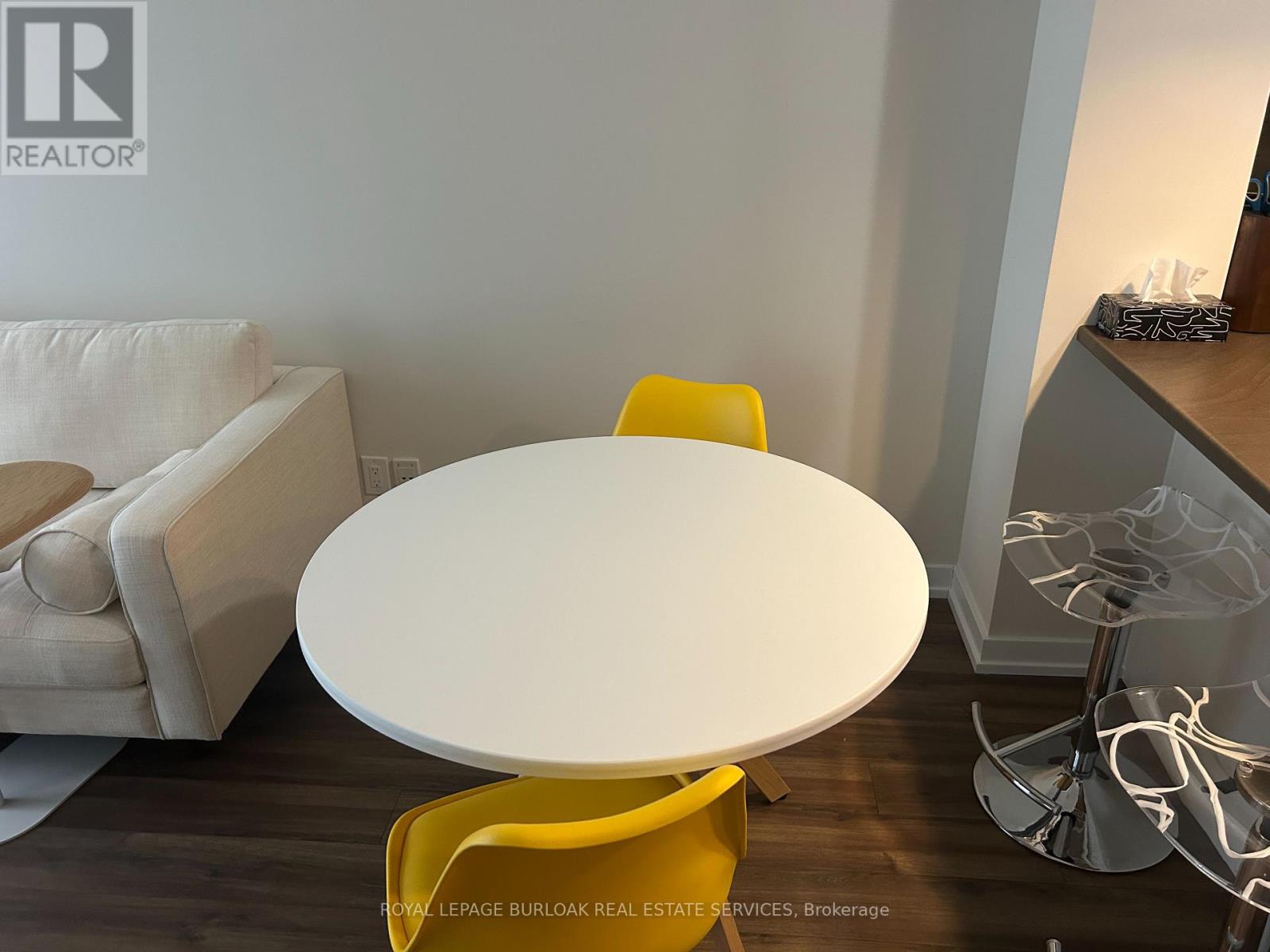 409 - 40 Esplanade Lane, Grimsby, Ontario  L3M 0G9 - Photo 7 - X12953444