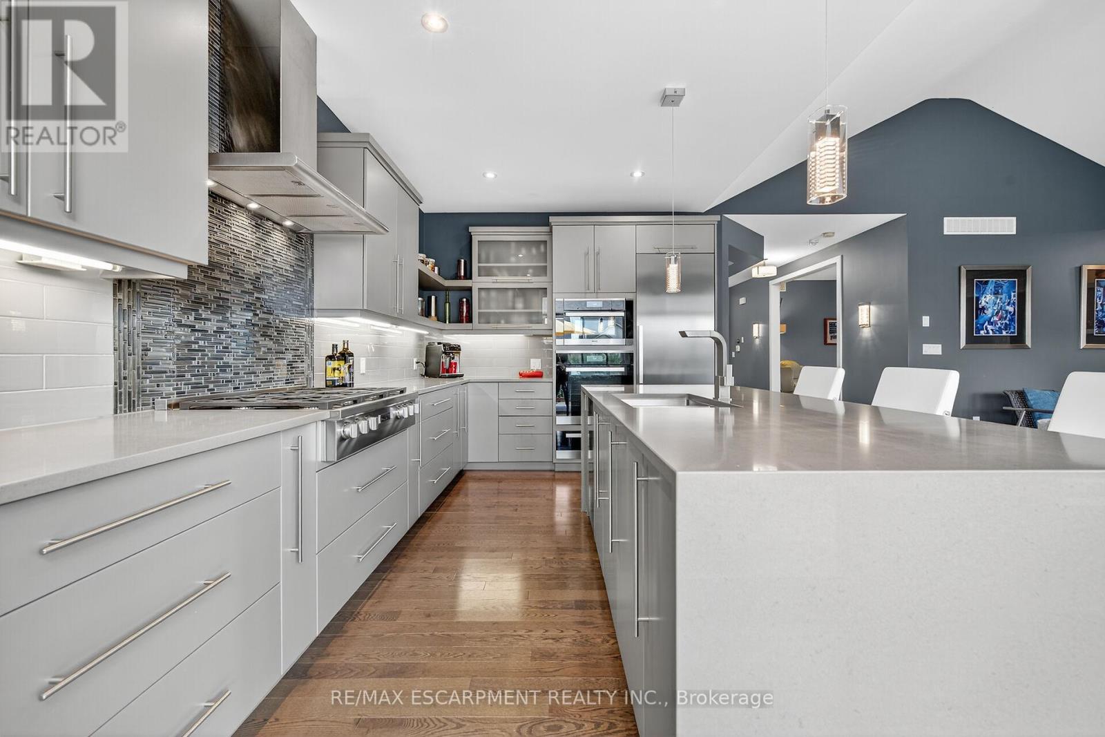 24 Chestnut Drive, Guelph/eramosa, Ontario  N0B 2K0 - Photo 14 - X12953490