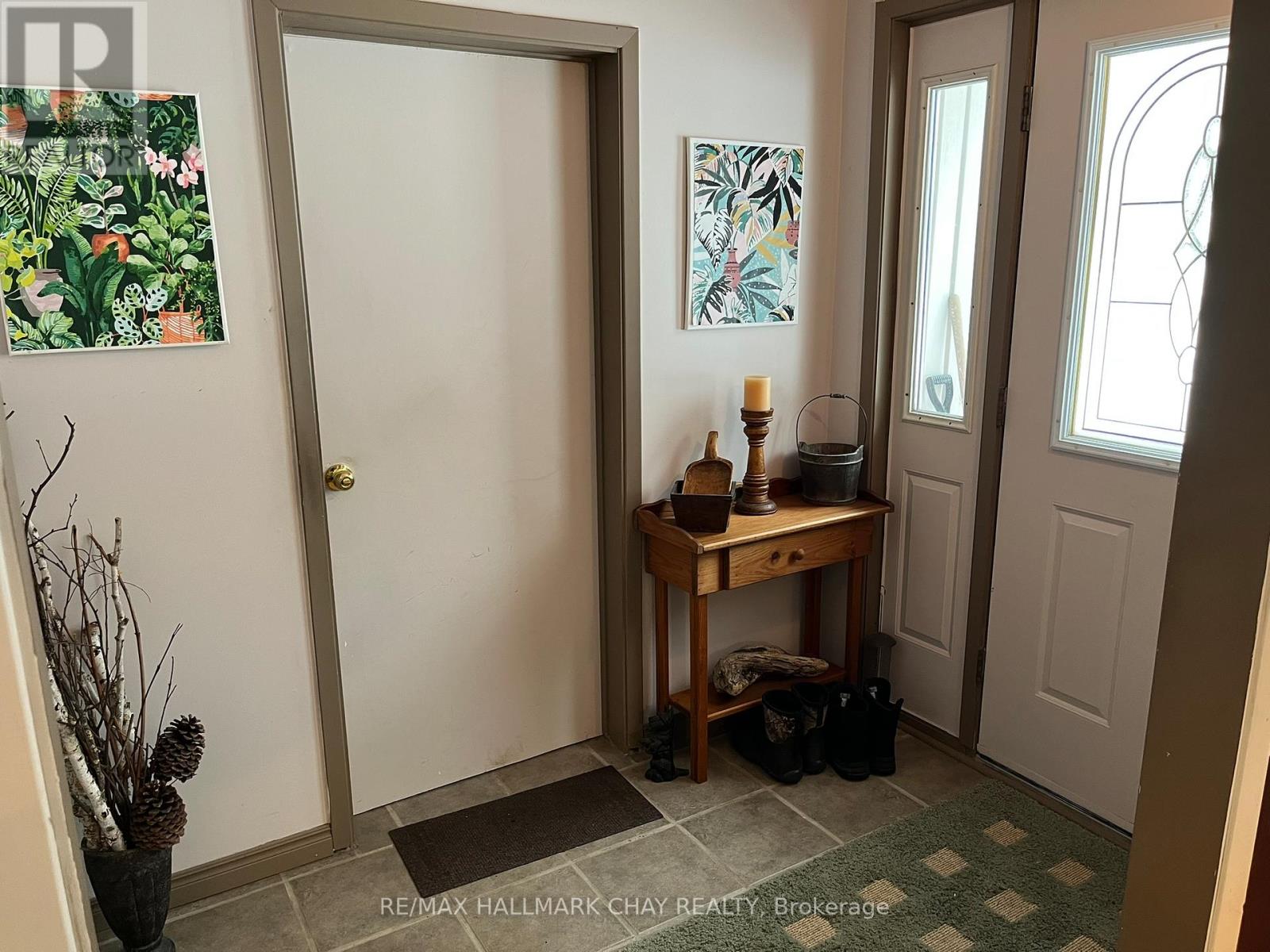 348 Mount St. Louis Road E, Oro-Medonte, Ontario  L0K 1N0 - Photo 5 - S12891174