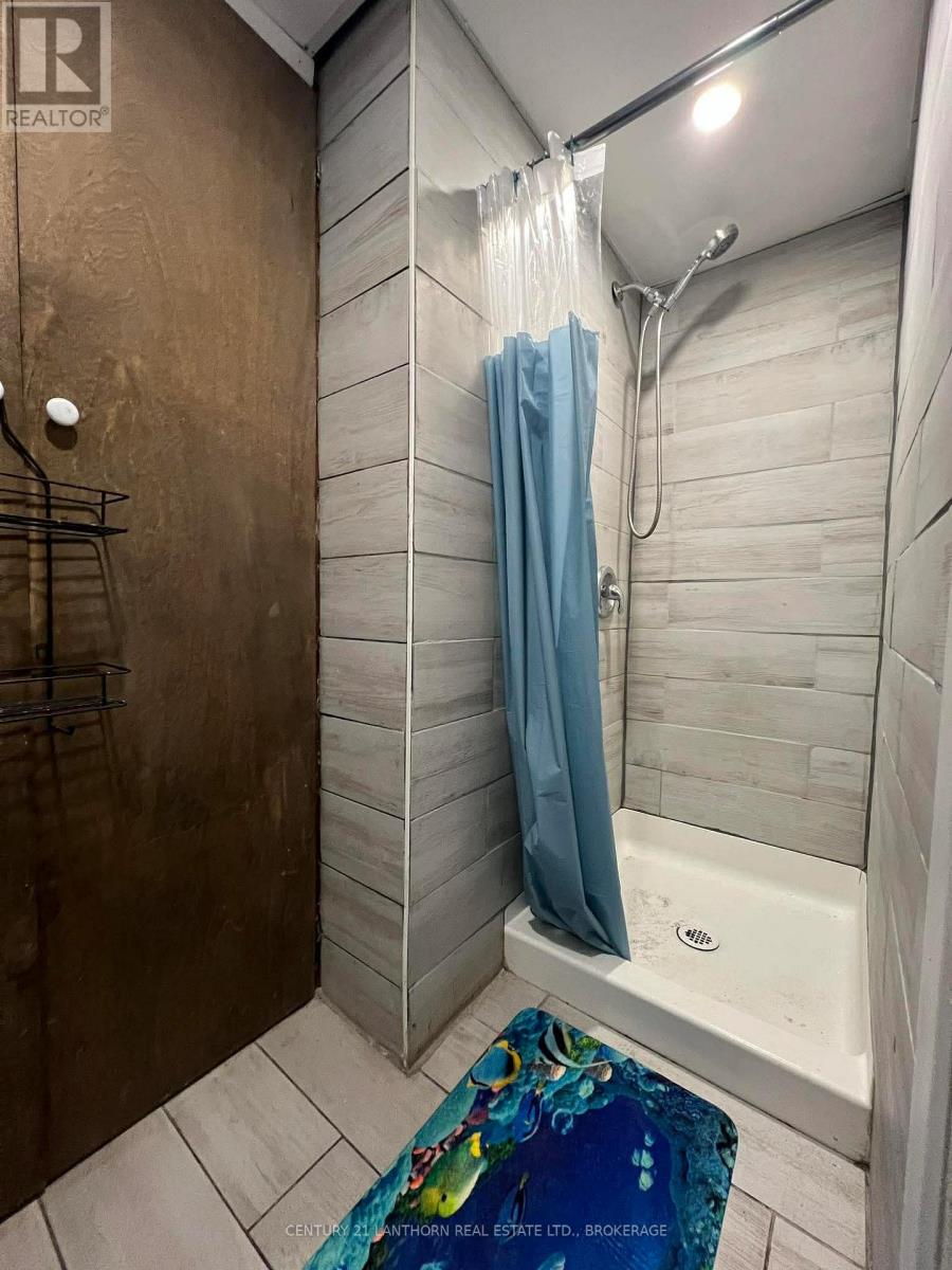 6 Woodstone Crescent, Kingston, Ontario  K7M 6K9 - Photo 29 - X12768992