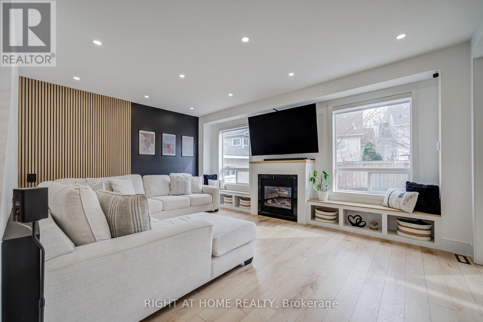 79 The Queensway Way, Barrie, Ontario  L4M 7J3 - Photo 17 - S12952022