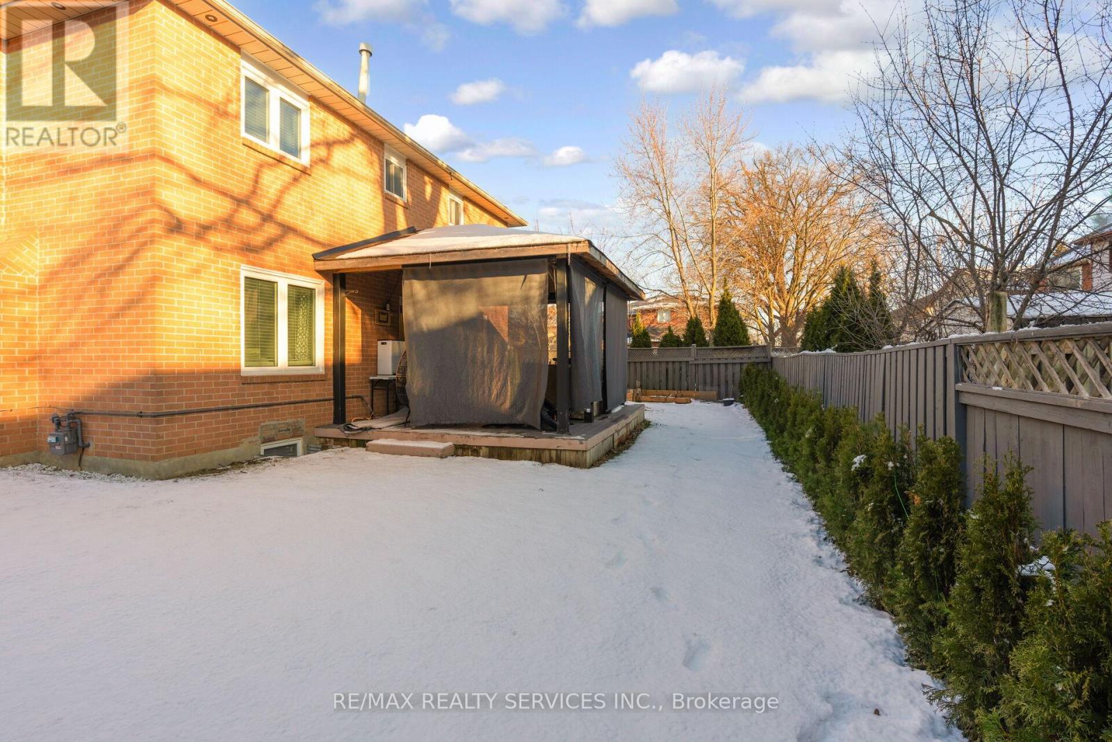 18 Creekview Court, Brampton, Ontario  L6Z 3Y2 - Photo 46 - W12947356