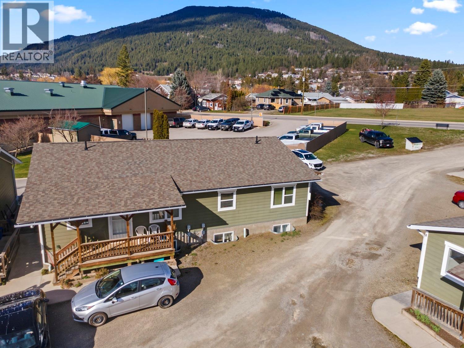 501 16th Avenue S, Creston, British Columbia V0B 1G0 - Photo 5 - 10381799